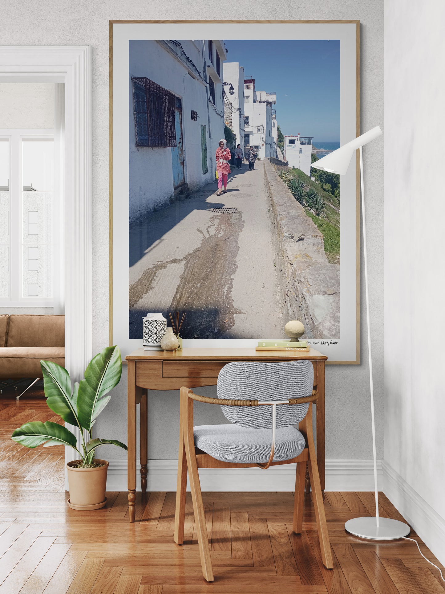 Women walking | Framed & Mounted Print